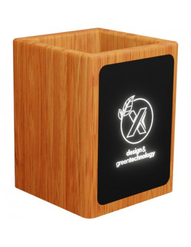 Portamatite in legno con logo luminoso e doppia uscita USB SCX.design O12