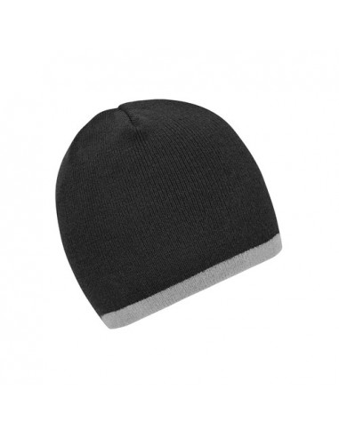 Beanie with Contrasting Border